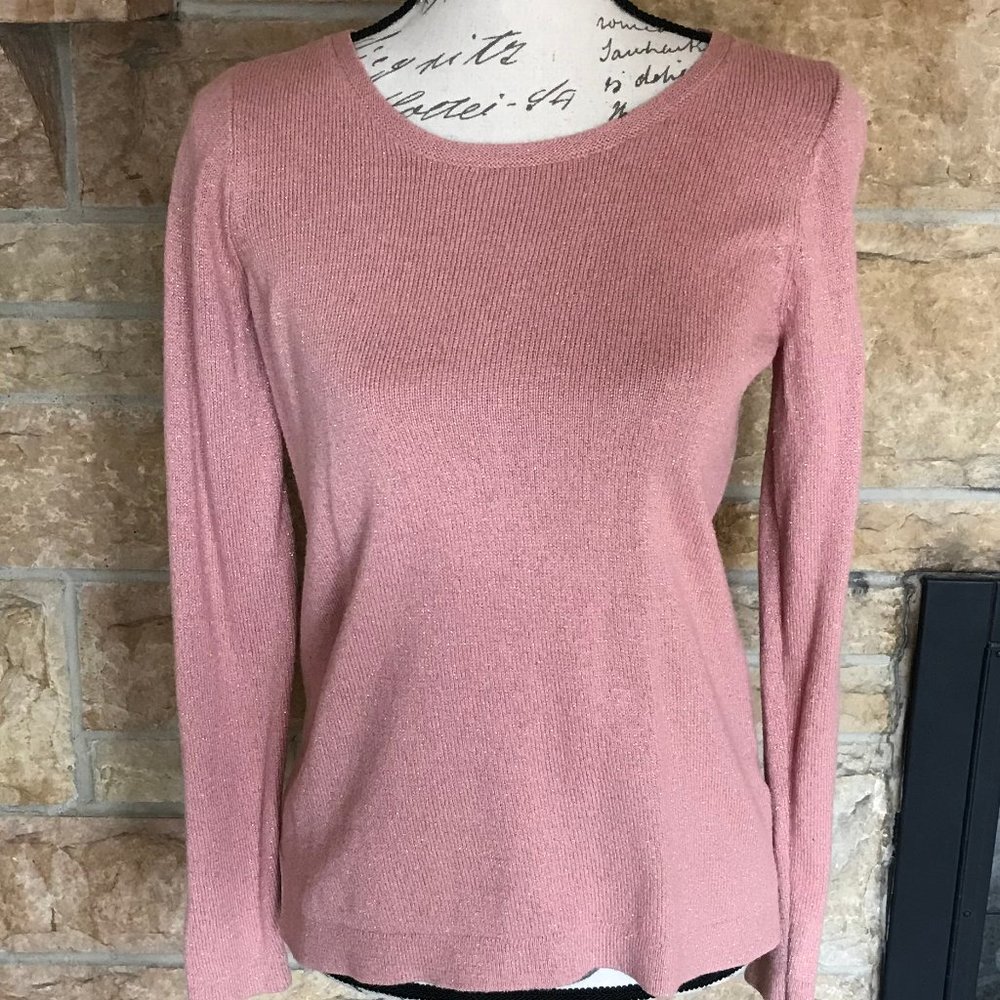 Old Navy Dusty Pink Sweater w Gold Threading